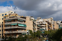 Με βαριά πρόστιμα έως 10.000 ευρώ κινδυνεύουν ιδιοκτήτες και ενοικιαστές - Αυτή είναι η ρύθμιση Χρυσοχοΐδη για τις πολυκατοικίες
