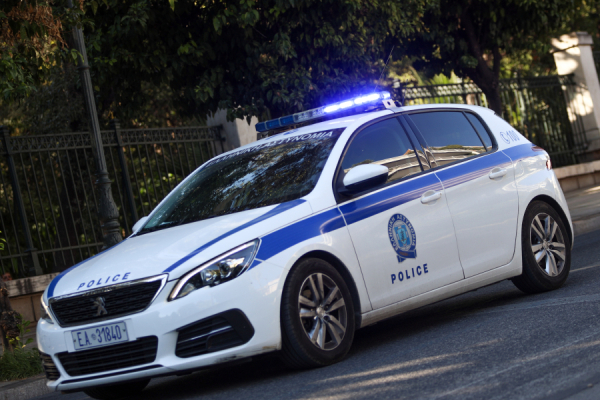 Αγία Βαρβάρα: Συνελήφθησαν 2 άτομα για διακίνηση ναρκωτικών (Βίντεο)