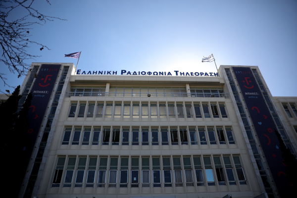 «Στασίδι» στην ΕΡΤ οι δημοσκοπήσεις της Interview