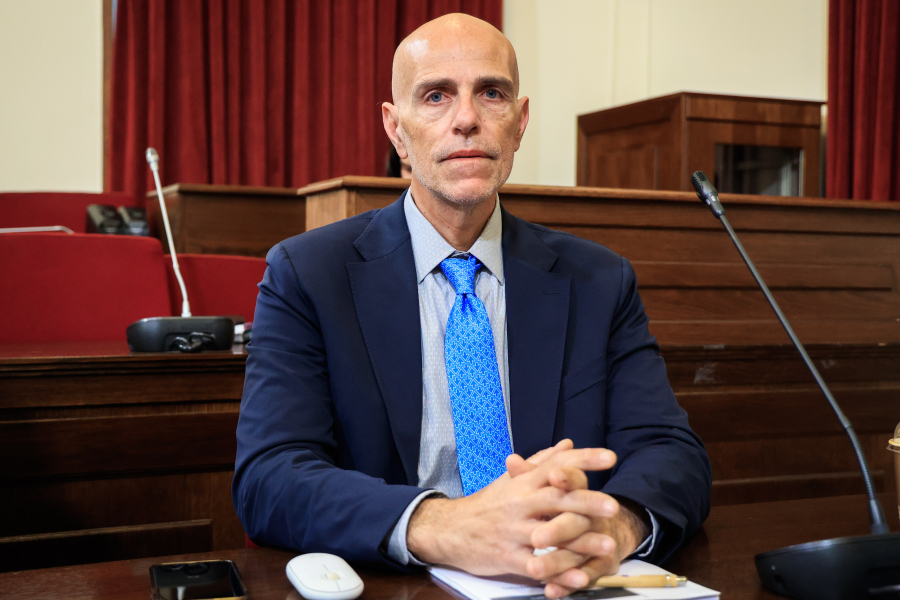Ιωάννης Τσουκαλάς: «Δεν μπορεί το κράτος να σώζει τους πάντες και τα πάντα»!