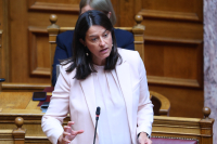 Κεραμέως: Όρια στην Τεχνητή Νοημοσύνη στην εργασία με νέο νομοθετικό πλαίσιο