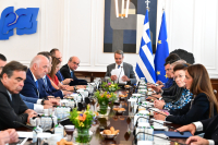 Υπουργικό Συμβούλιο με το βλέμμα στη ΔΕΘ και την ακρίβεια να «καίει» το Μαξίμου