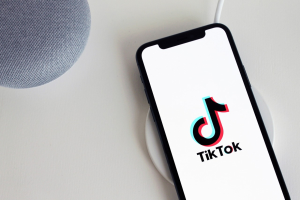 TikTok: Καταβάλλει πρόστιμο 400 εκατ. δολαρίων για τα προσωπικά δεδομένα των παιδιών