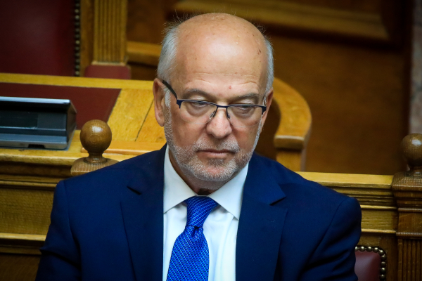 Η «Εστία» τρολάρει Μητσοτάκη για υποψηφιότητα Φλωρίδη