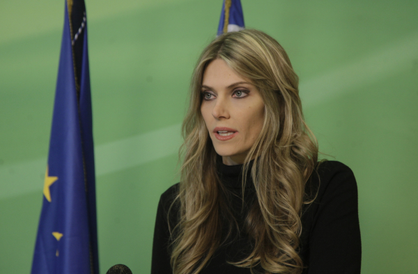 Εύα Καϊλή: Τα χρήματα που κατασχέθηκαν «μιλάνε» - Φρέσκα και τυπωμένα στο Βέλγιο, ψάχνουν για δακτυλικά αποτυπώματα