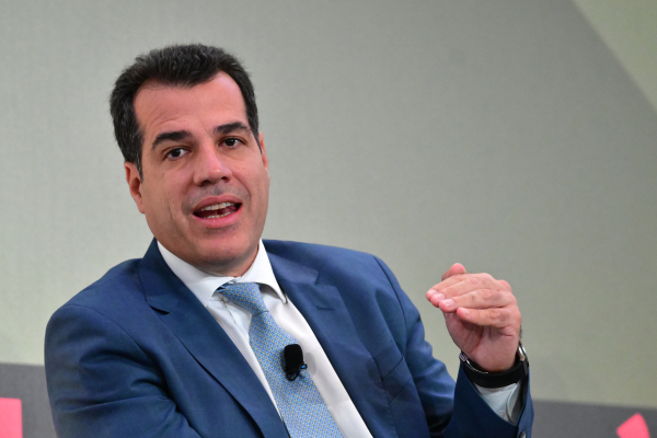 Νέα Αριστέρα για Πλεύρη: «Να παραιτηθεί για τα ψέματα περί γνωριμίας με το ζεύγος Θεοδωρόπουλου-Γάκα»