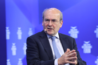Χατζηδάκης: Τριπλή στήριξη στο πετρέλαιο θέρμανσης με επιδότηση, εκπτώσεις από διυλιστήρια, επίδομα θέρμανσης