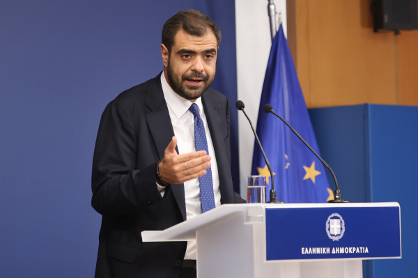 Νέα επίθεση Μαρινάκη κατά Τσίπρα ενόψει ΔΕΘ: «Έρχεται αλαζονικά»