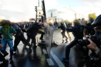 «Βράζουν» οι νέοι στη Γαλλία: Καταγγελίες για αστυνομική βία - Τέσσερα παιδιά φέρονται να υπέστησαν ακρωτηριασμούς