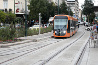 Πειραιάς: Τραμ παρέσυρε γυναίκα στην Ακτή Ποσειδώνος