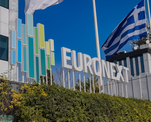 Πόσα κέρδισε σε μια ημέρα το Euronext από το rebalancing, η Bespoke, η Bracebridge Capital, η Σχολή Μωραΐτη, η νέα παράταση για την ΛΑΡΚΟ και η υπόθεση Διαμαντή