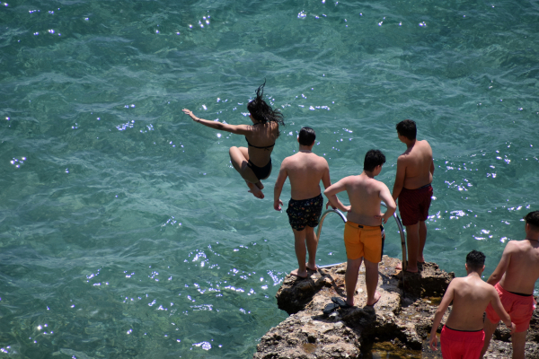 Καιρός: Ζέστη μέχρι το Σαββατοκύριακο, μέχρι τους 39 βαθμούς σήμερα η θερμοκρασία