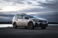Τα νέα Dacia Sandero Stepway & Dacia Jogger με κινητήρα Hybrid 155 έφτασαν στην Ελλάδα