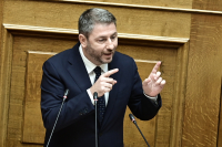 Ανδρουλάκης: Ο Μητσοτάκης επιδιώκει ένα Σύνταγμα με ανεξέλεγκτη την εκτελεστική εξουσία
