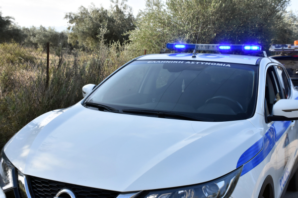 Άγιοι Ανάργυροι: Συνελήφθη ένας 19χρονος για εμπρησμό σε αυτοκίνητο