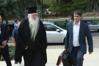 Η Εκκλησία πήρε πίσω την απονομή τιμής στον Αμβρόσιο - Μέσα σε 15 ημέρες