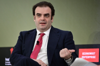 Πιερρακάκης: Τριπλή παρέμβαση τον Σεπτέμβριο σε εισόδημα, ιδιωτικό χρέος και επενδύσεις