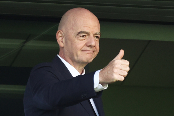 FIFA: Η πρόεδρος της αγγλικής ομοσπονδίας ζητά έρευνα για τον Ινφαντίνο και δημοσιοποίηση εγγράφων