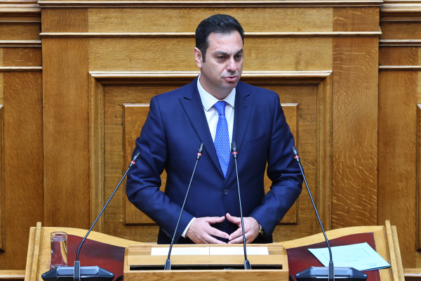 Στηρίζουν Κουλκουδίνα