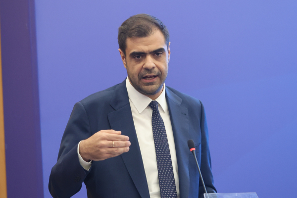 Παύλος Μαρινάκης στο Mega: Δεν υπάρχει μέτωπο κατά Σαμαρά, αλλά θλίβομαι για την ανάρτησή του για τα φύλα