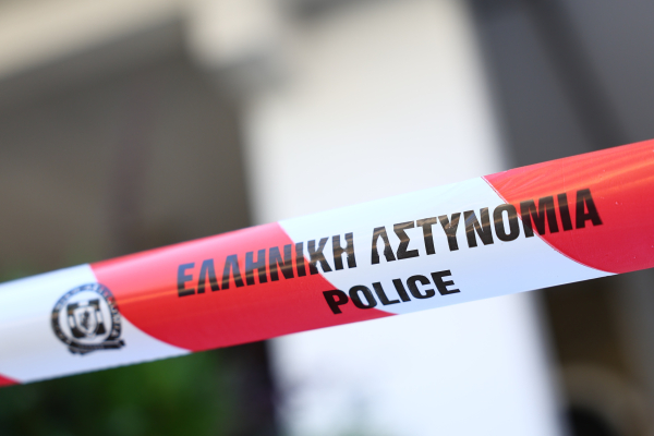 Κινηματογραφική απόδραση στις Σέρρες: Ένοπλοι άρπαξαν κρατούμενο μέσα από το νοσοκομείο