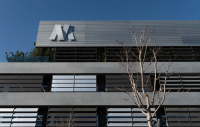 Η Metlen διεκδικεί ανακτήσεις δαπανών σε Βρετανία και Πολωνία, η Αττικά Πολυκαταστήματα και η Retail Vision United, η TravelScanner24, οι δομές φιλοξενίας προσφύγων και μια θέση για «λίγους» στη Θεσσαλονίκη