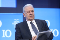 Former EU Commissioner Avramopoulos Appears Before Belgian Authorities in Qatargate Probe