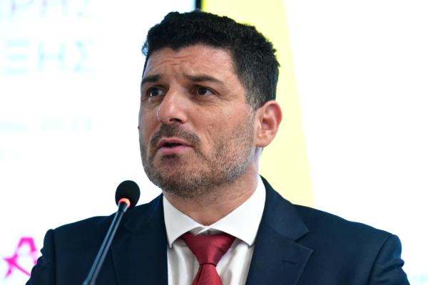 Τεμπονέρας: Η οικονομική μας πρόταση αφορά στην καταπολέμηση της ακρίβειας και τη στήριξη του εισοδήματος
