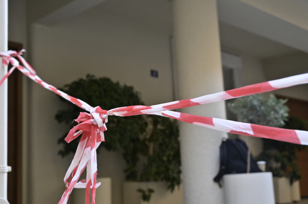 MedWatch: 231 «κόκκινες» περιπτώσεις σε ιατρεία - Ανειδίκευτοι γιατροί, παράνομες πράξεις και αδήλωτα λέιζερ