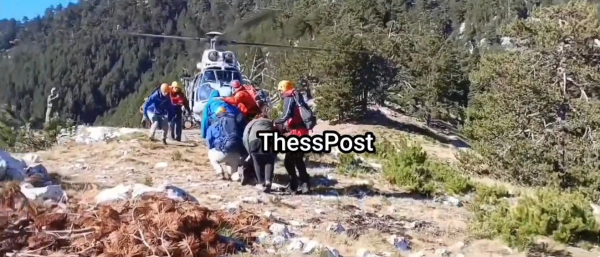 Όλυμπος: Η επιχείρηση αεροδιακομιδής που στήθηκε στα 2.000 μέτρα υψόμετρο για 6 μαθητές με δηλητηρίαση (βίντεο)